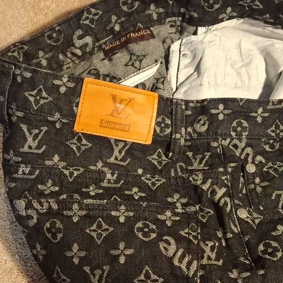 Black Patterned Men’s Pants with Logo Print
